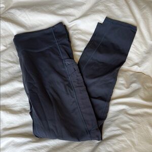 Fabletics Trinity Motion365® Mid-Rise 7/8 Legging